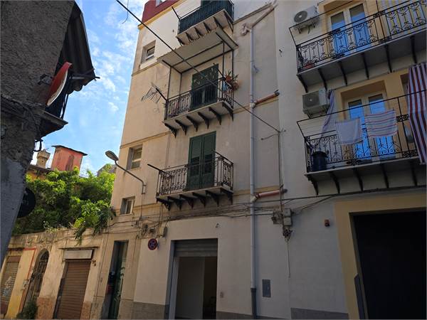 Appartamento in vendita a Palermo