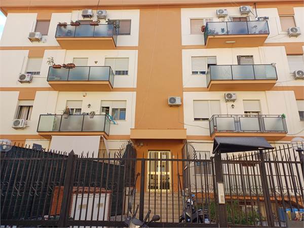 Appartamento in vendita a Palermo